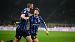 斯基拉：国米计划600万欧从罗马买断扎莱夫斯基，并签约至2029年