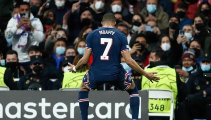 8月了，姆巴佩忠诚奖到手！巴黎要找FIFA状告皇马？